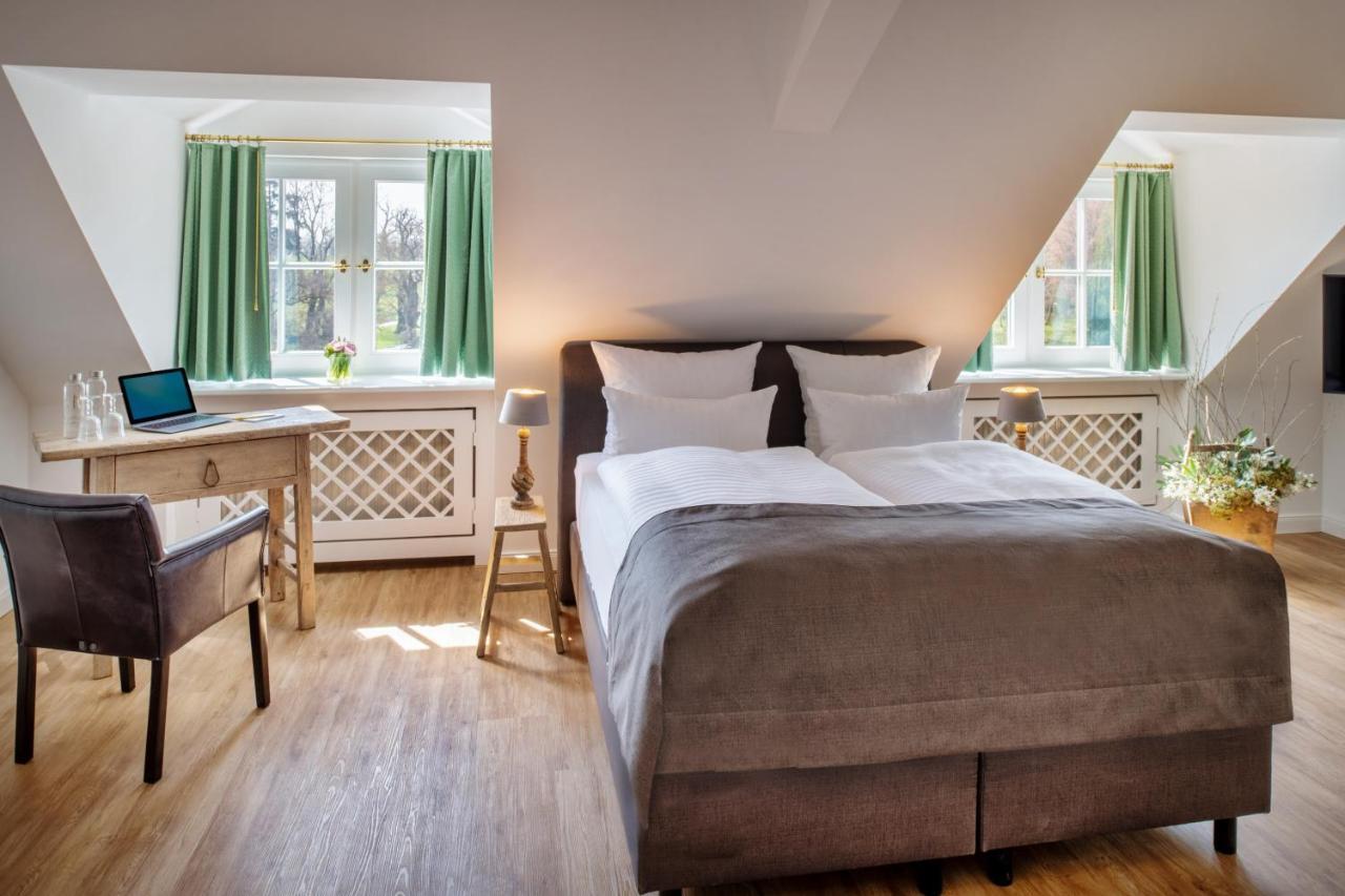 Hotel Schloss Rattey *